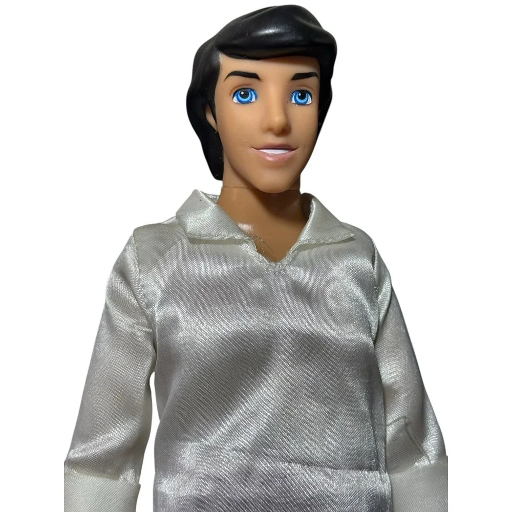 Disney Store‎ The Little Mermaid Prince Eric 12
